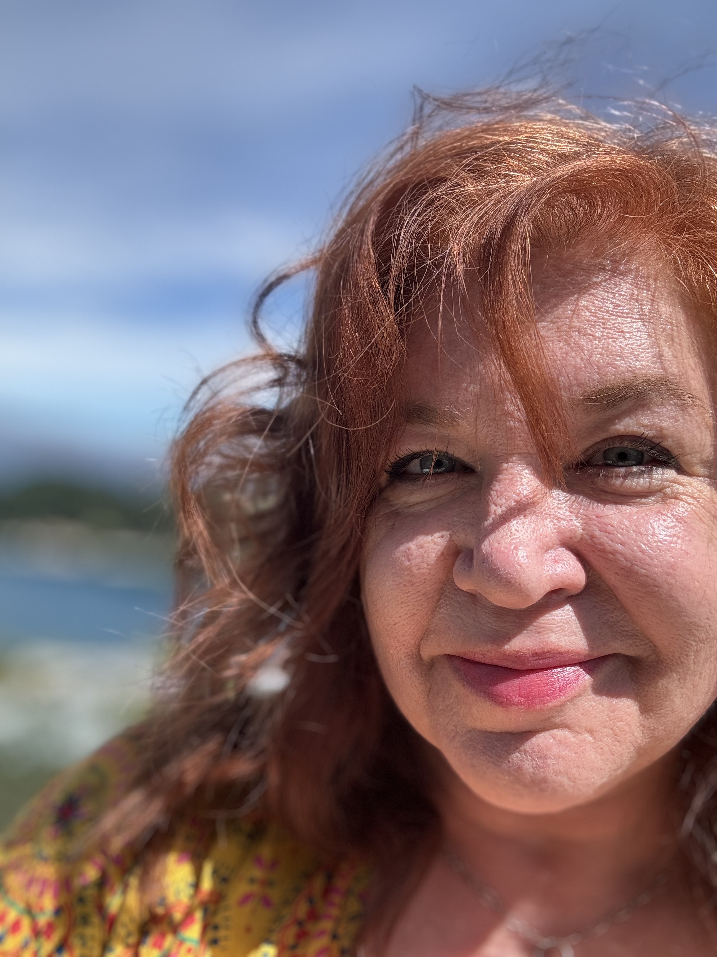 Jennifer Overhulse — Paint & Pour instructor, Northern Kentucky